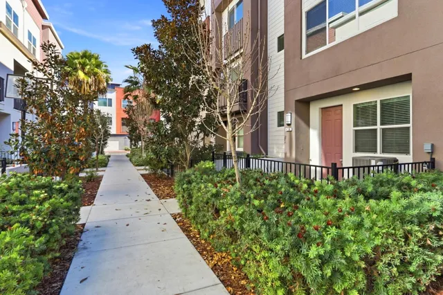 $1,050,000 | 428 Whistler Place, San Jose, CA 95123