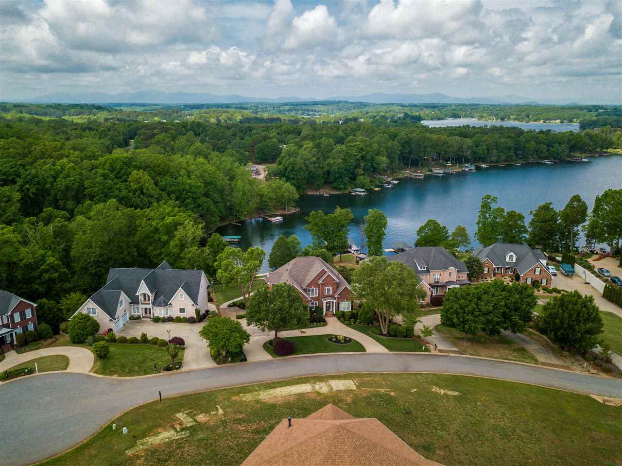 308 West Caledonia Court Inman, SC 29349 - Photo 2 of 36