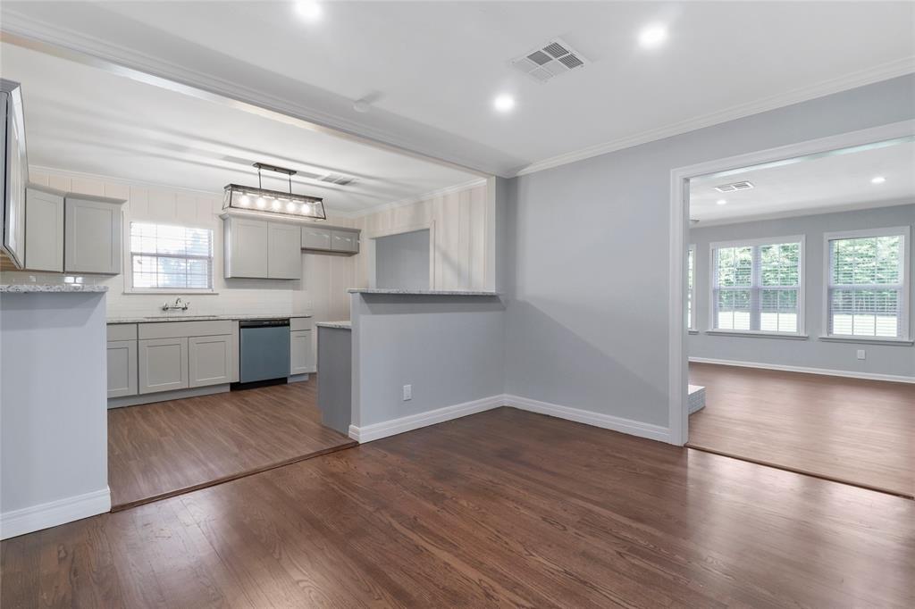 3557 Winston Road Fort Worth, TX 76109 - Photo 5 of 25 a view of a kitchen with electric equipment