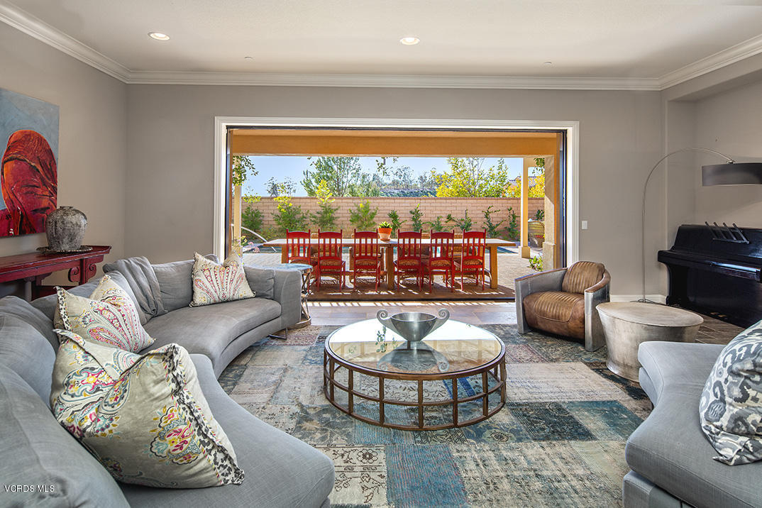7291 Range View Court Moorpark, CA 93021 - Photo 8 of 38 7291 Rangeview Small.08