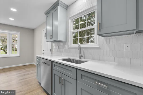 $645,000 | 24320 Log House Road, Gaithersburg, MD 20882