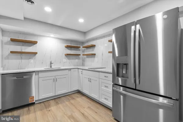 $645,000 | 24320 Log House Road, Gaithersburg, MD 20882
