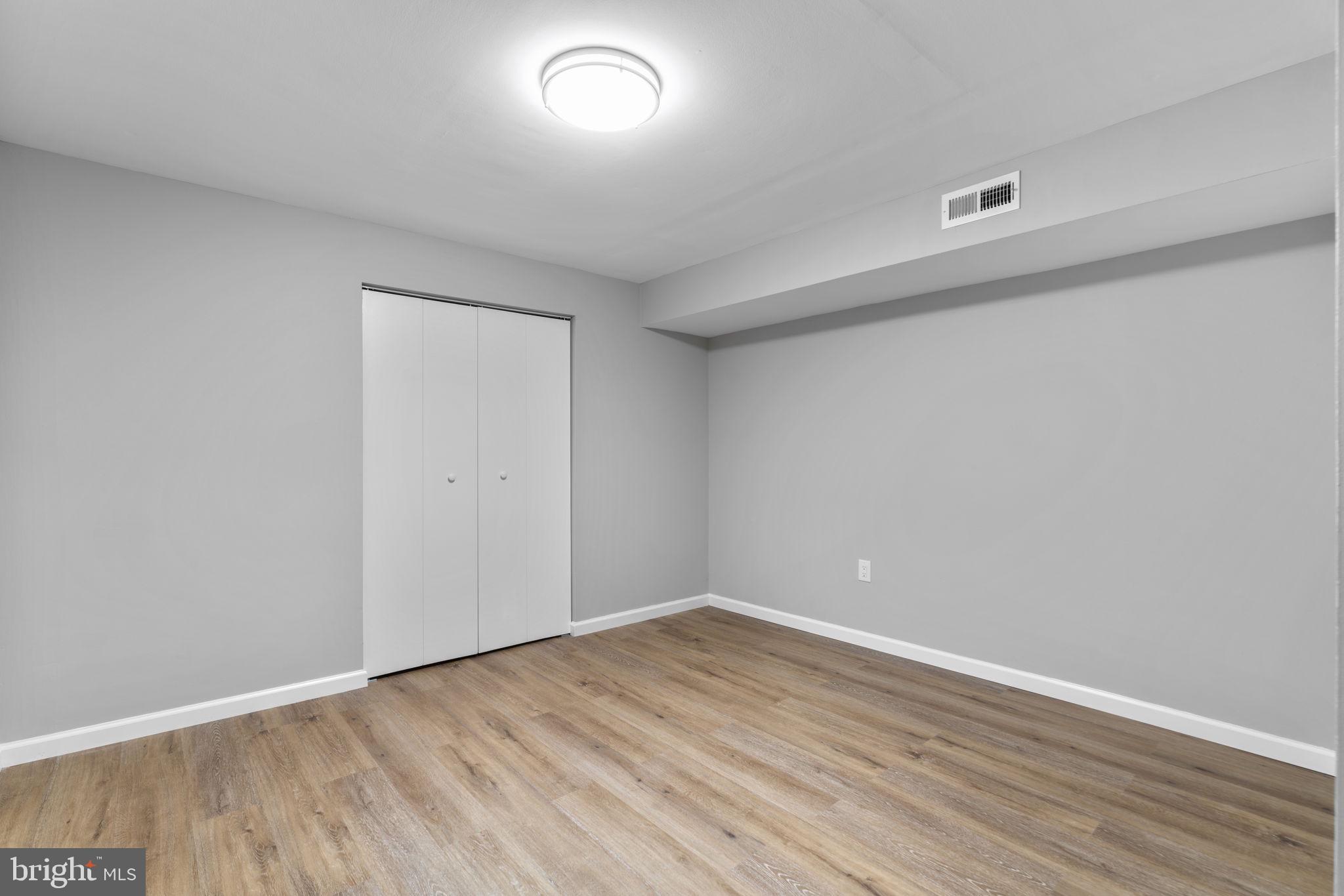 24320 Log House Road Gaithersburg, MD 20882 - Photo 35 of 51