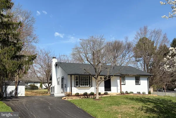 $645,000 | 24320 Log House Road, Gaithersburg, MD 20882