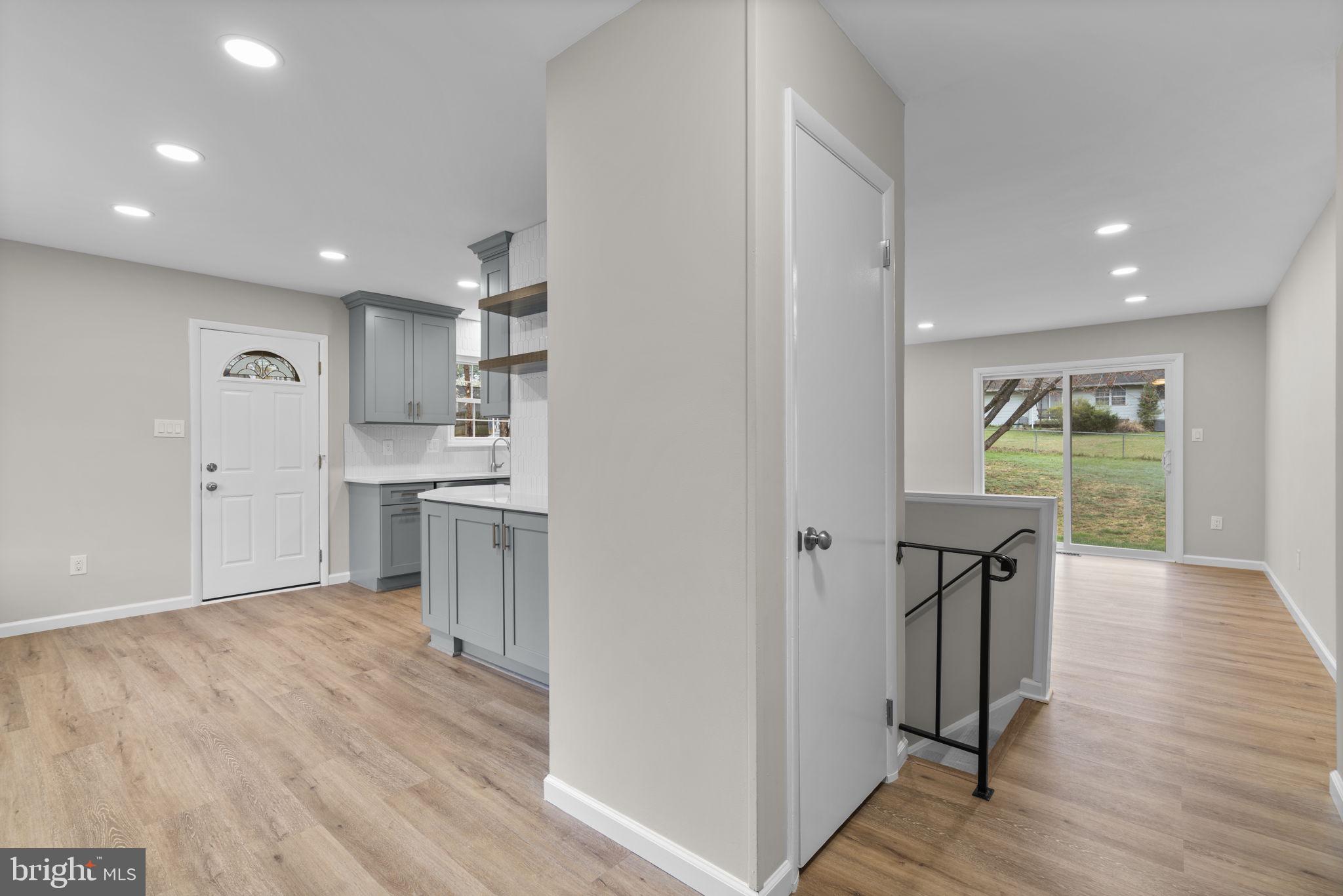 24320 Log House Road Gaithersburg, MD 20882 - Photo 8 of 51