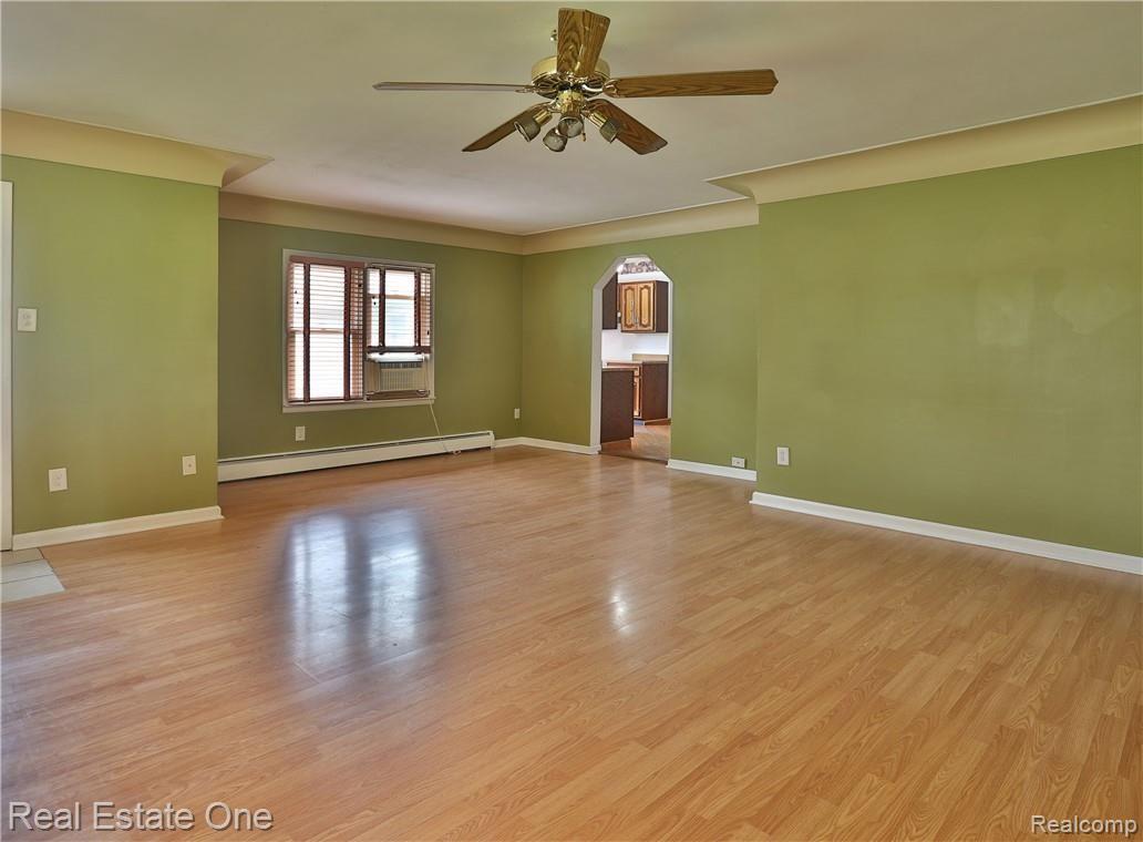 15935 Beech Daly Road Taylor, MI 48180 - Photo 9 of 23 2B8A4607.jpg