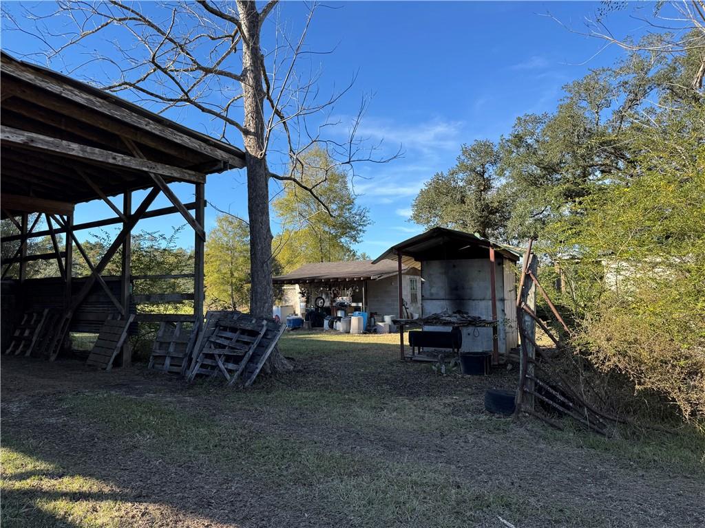 1 D Barnum Road Springfield, LA 70462 - Photo 4 of 11