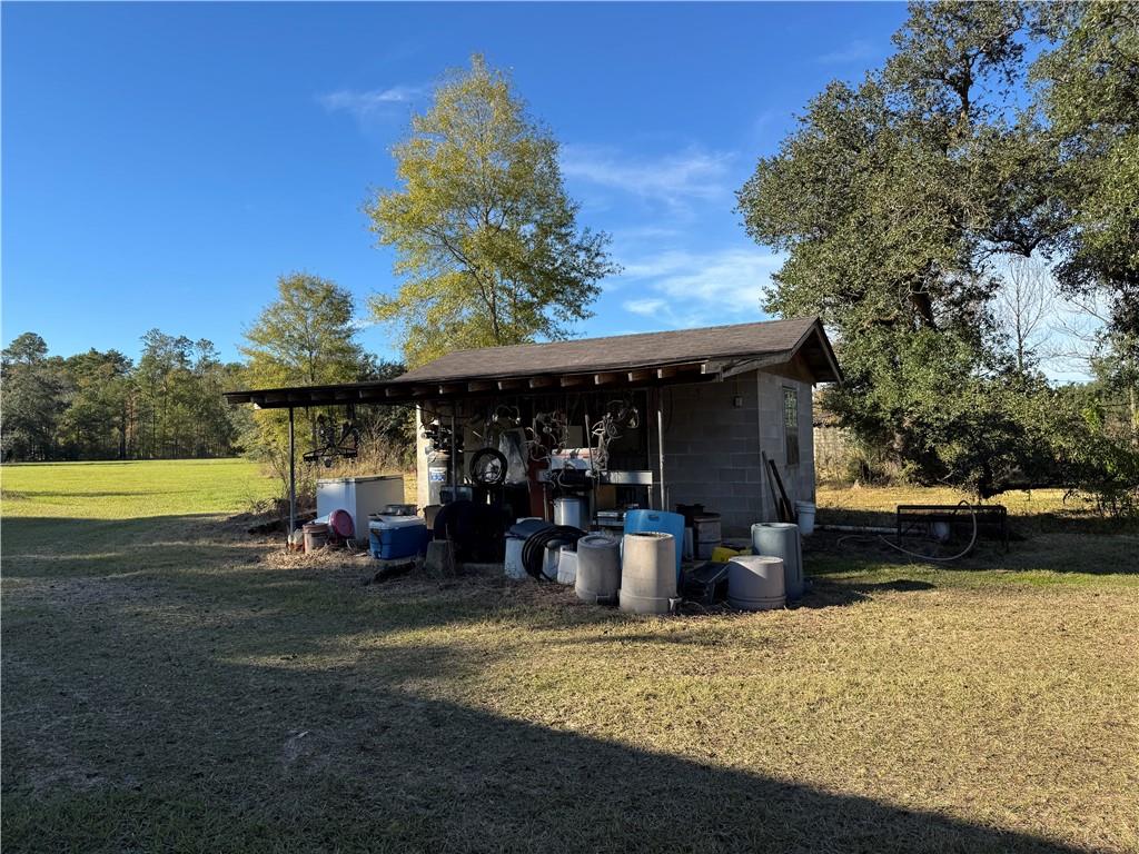 1 D Barnum Road Springfield, LA 70462 - Photo 7 of 11