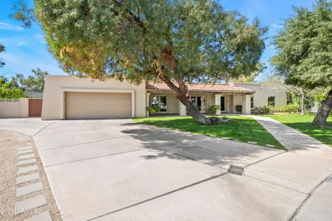 $1,975,000 | 8001 East Del Joya Drive, Scottsdale, AZ 85258