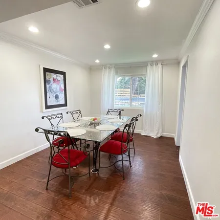 $1,100,000 | 11158 Newcastle Avenue, Granada Hills, CA 91344