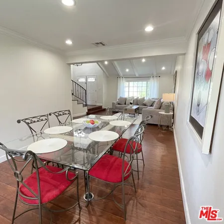 $1,100,000 | 11158 Newcastle Avenue, Granada Hills, CA 91344