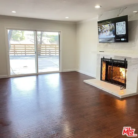 $1,100,000 | 11158 Newcastle Avenue, Granada Hills, CA 91344