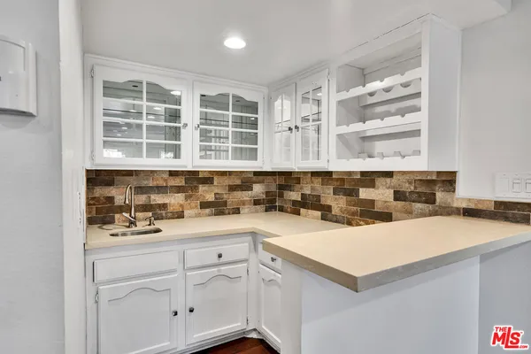 $1,100,000 | 11158 Newcastle Avenue, Granada Hills, CA 91344