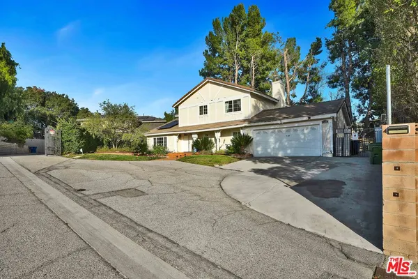 $1,100,000 | 11158 Newcastle Avenue, Granada Hills, CA 91344