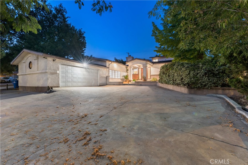 9348 Tujunga Canyon Boulevard Tujunga, CA 91042 - Photo 2 of 39