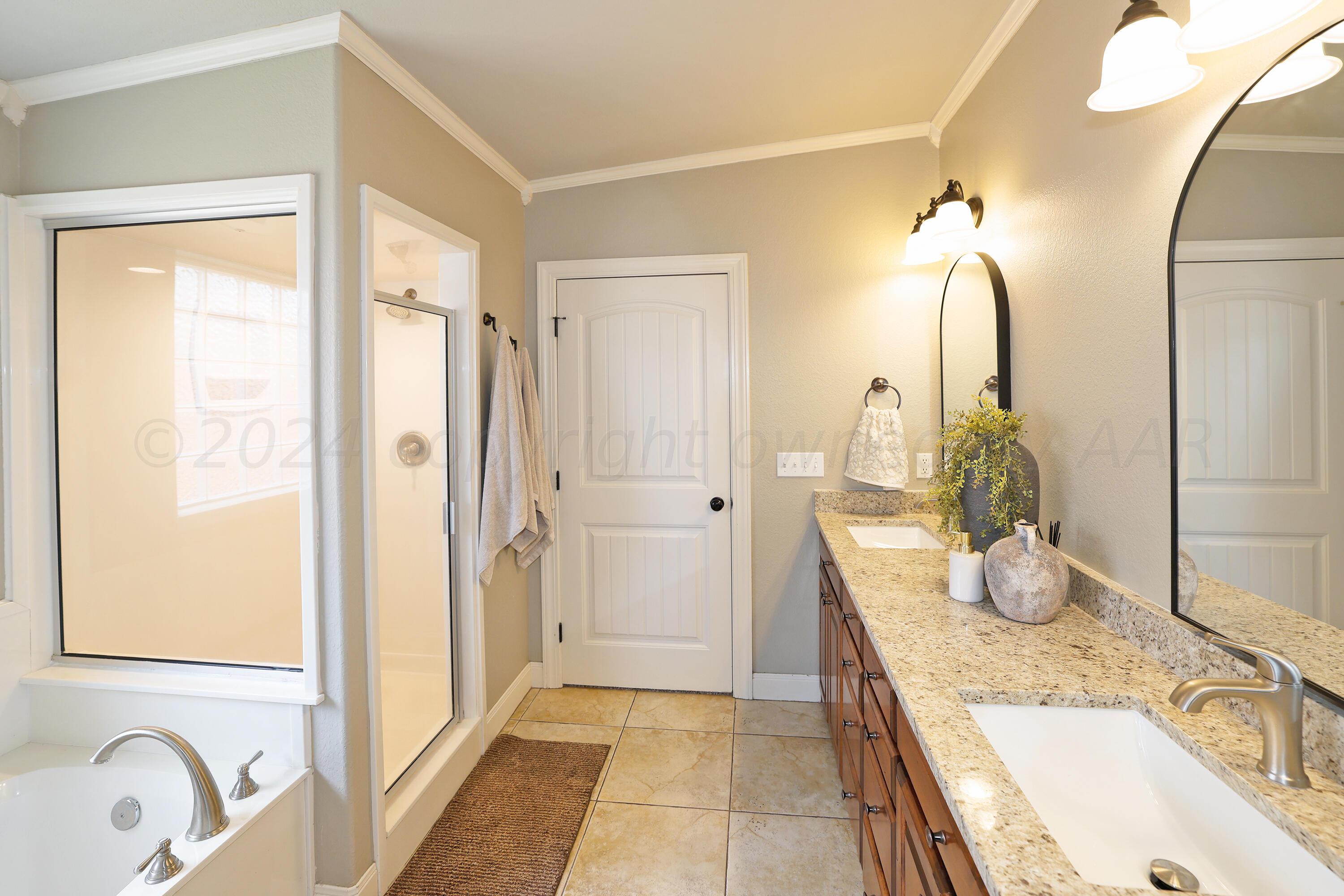 8614 Dallington Drive Amarillo, TX 79119 - Photo 15 of 32 Master Bath2
