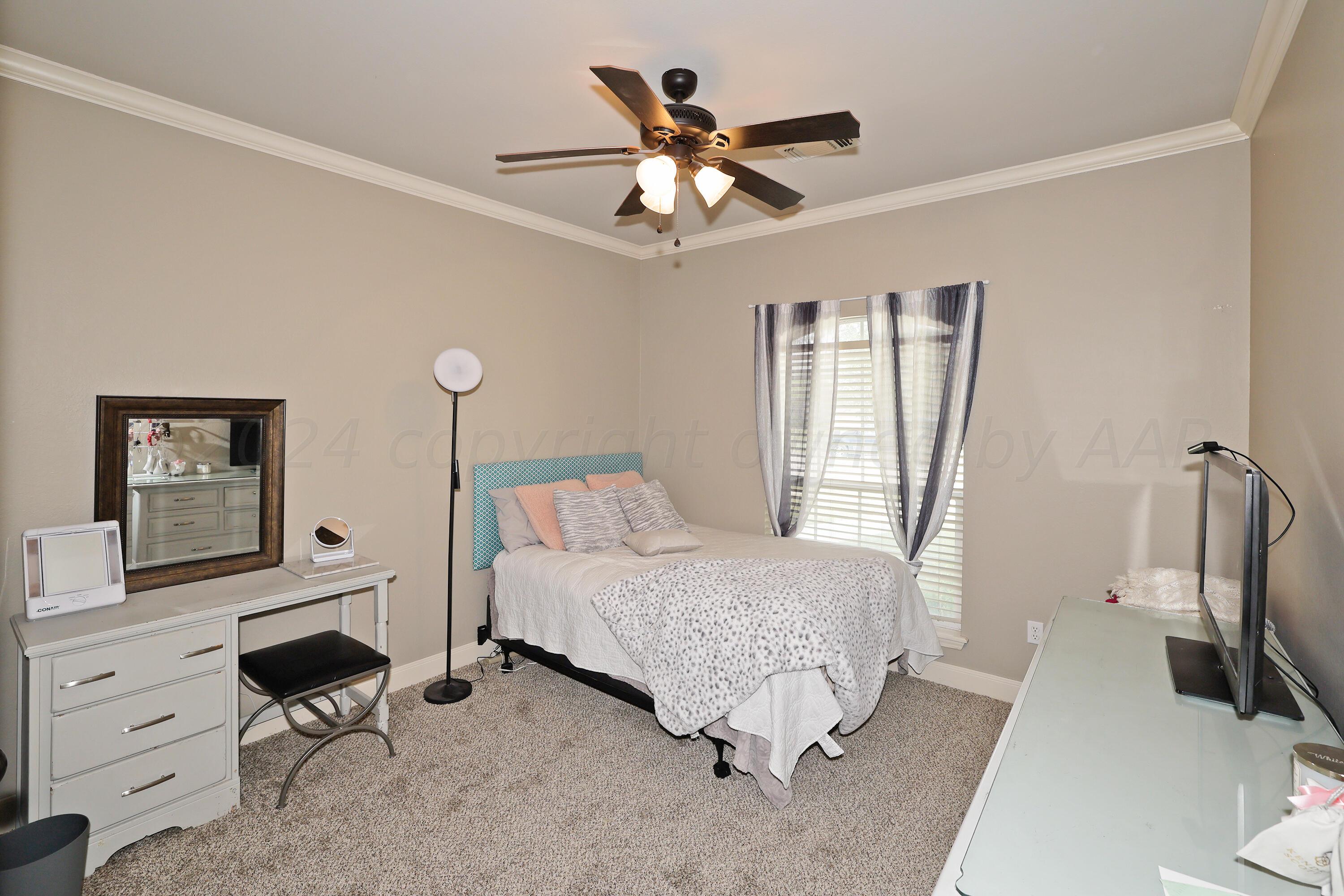 8614 Dallington Drive Amarillo, TX 79119 - Photo 18 of 32 2nd Bedroom