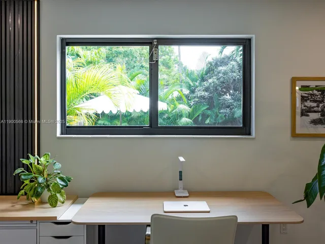 $1,398,000 | 11504 Northeast 6th Avenue, Miami, FL 33161