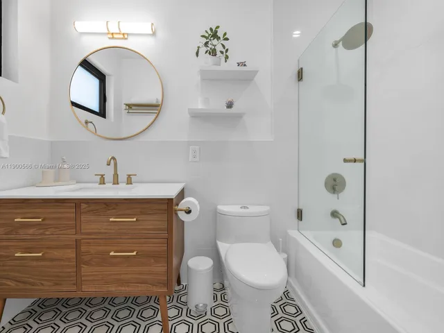 $1,398,000 | 11504 Northeast 6th Avenue, Miami, FL 33161