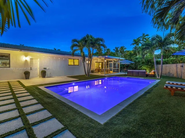 $1,398,000 | 11504 Northeast 6th Avenue, Miami, FL 33161