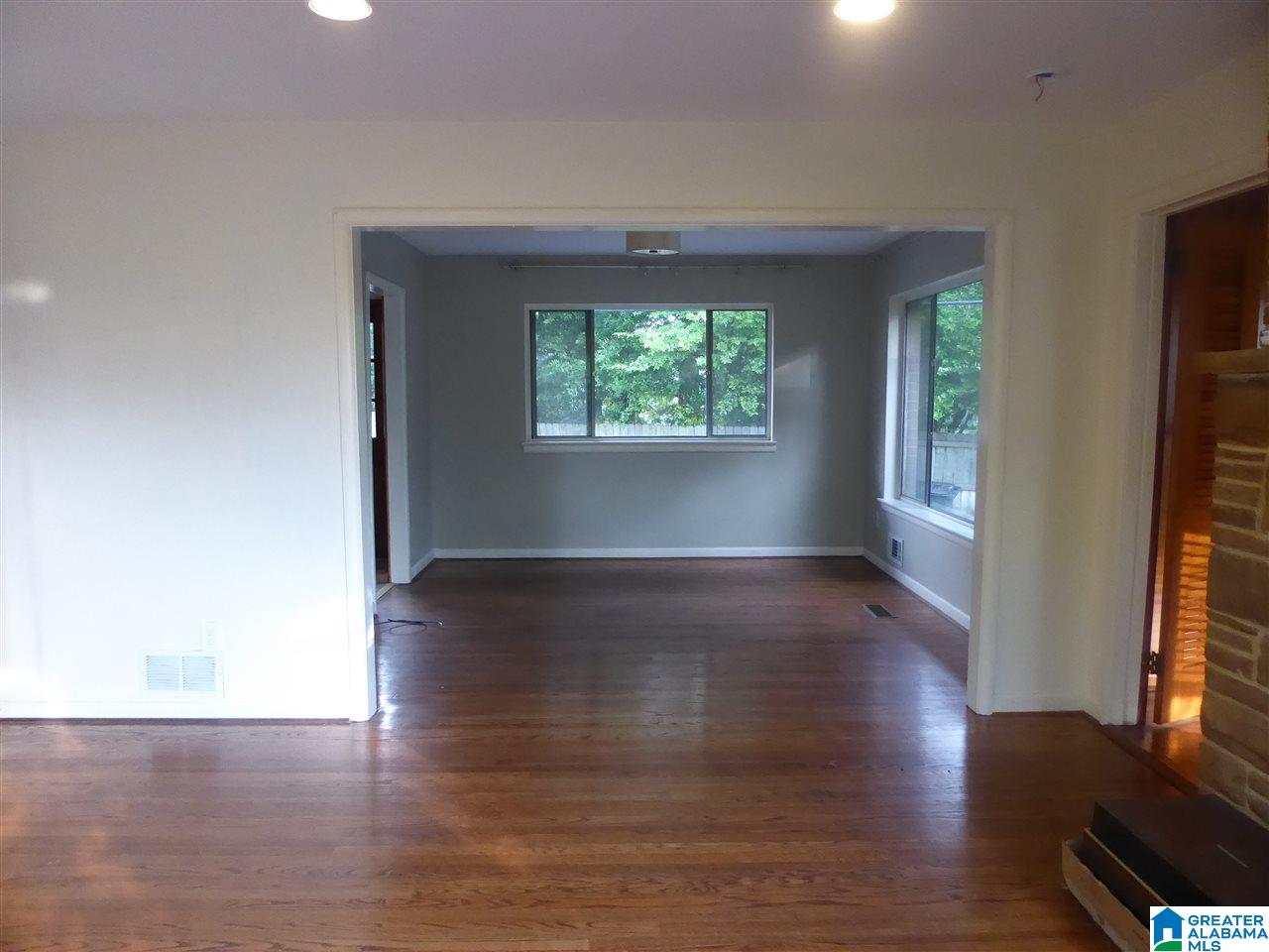 1441 Ridge Road Birmingham, AL 35209 - Photo 4 of 19