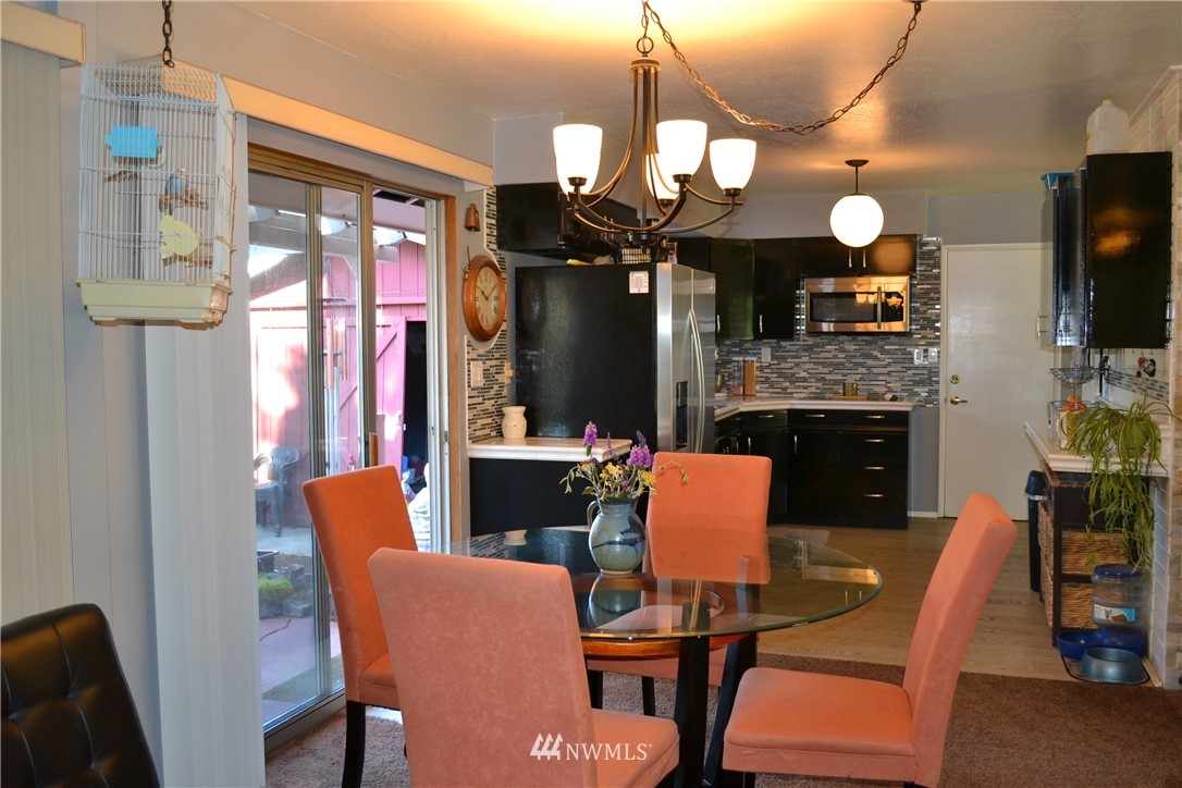 434 East Ahlvers Road Port Angeles, WA 98362 - Photo 3 of 24 Gallery Image 3