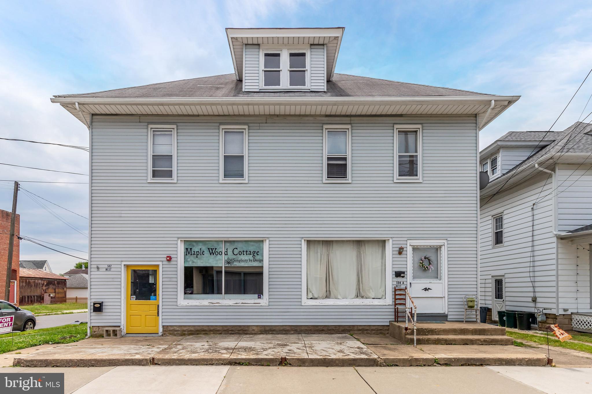 504 West Broad Street Gibbstown, NJ 08027 - Photo 1 of 37 a front view of a house