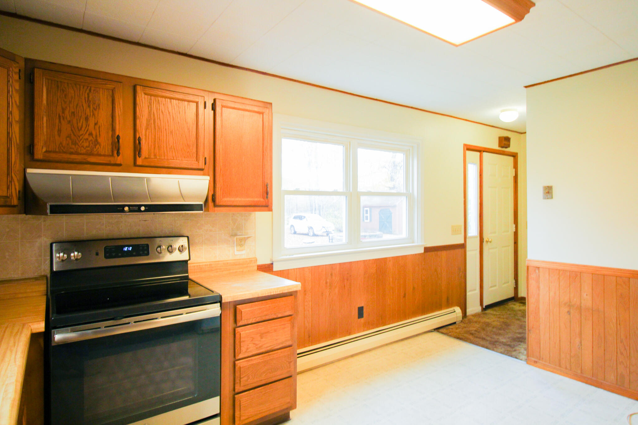 41 Phillips Road Glenburn, ME 04401 - Photo 5 of 62 IMG_5064