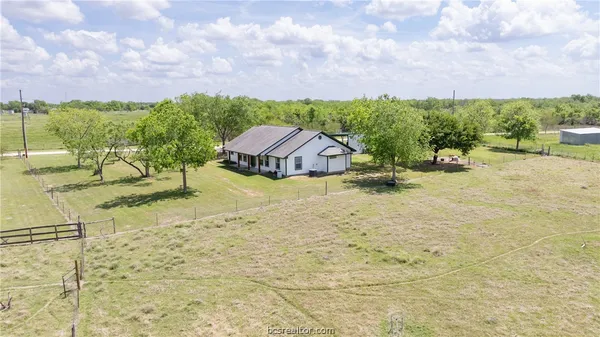 $550,000 | 6981 County Road 108, Iola, TX 77861