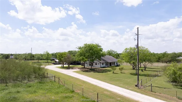 $550,000 | 6981 County Road 108, Iola, TX 77861