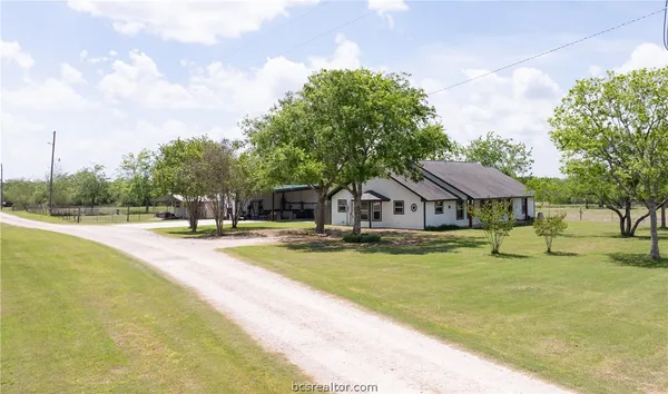 $550,000 | 6981 County Road 108, Iola, TX 77861