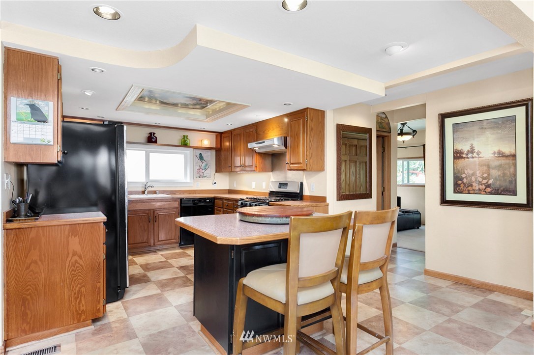 6419 South Norfolk Street Seattle, WA 98118 - Photo 6 of 25