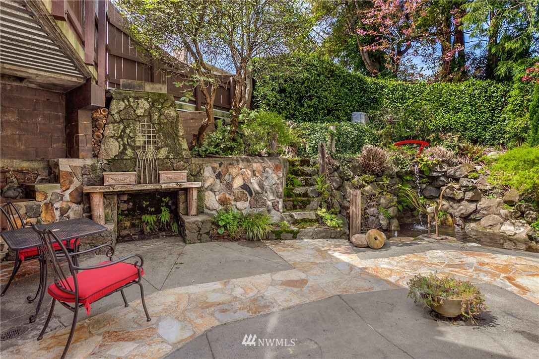 6419 South Norfolk Street Seattle, WA 98118 - Photo 9 of 25