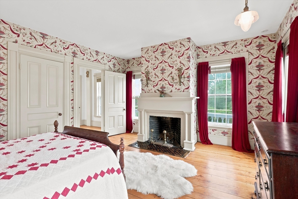 266 Main Street North Andover, MA 01845 - Photo 27 of 42