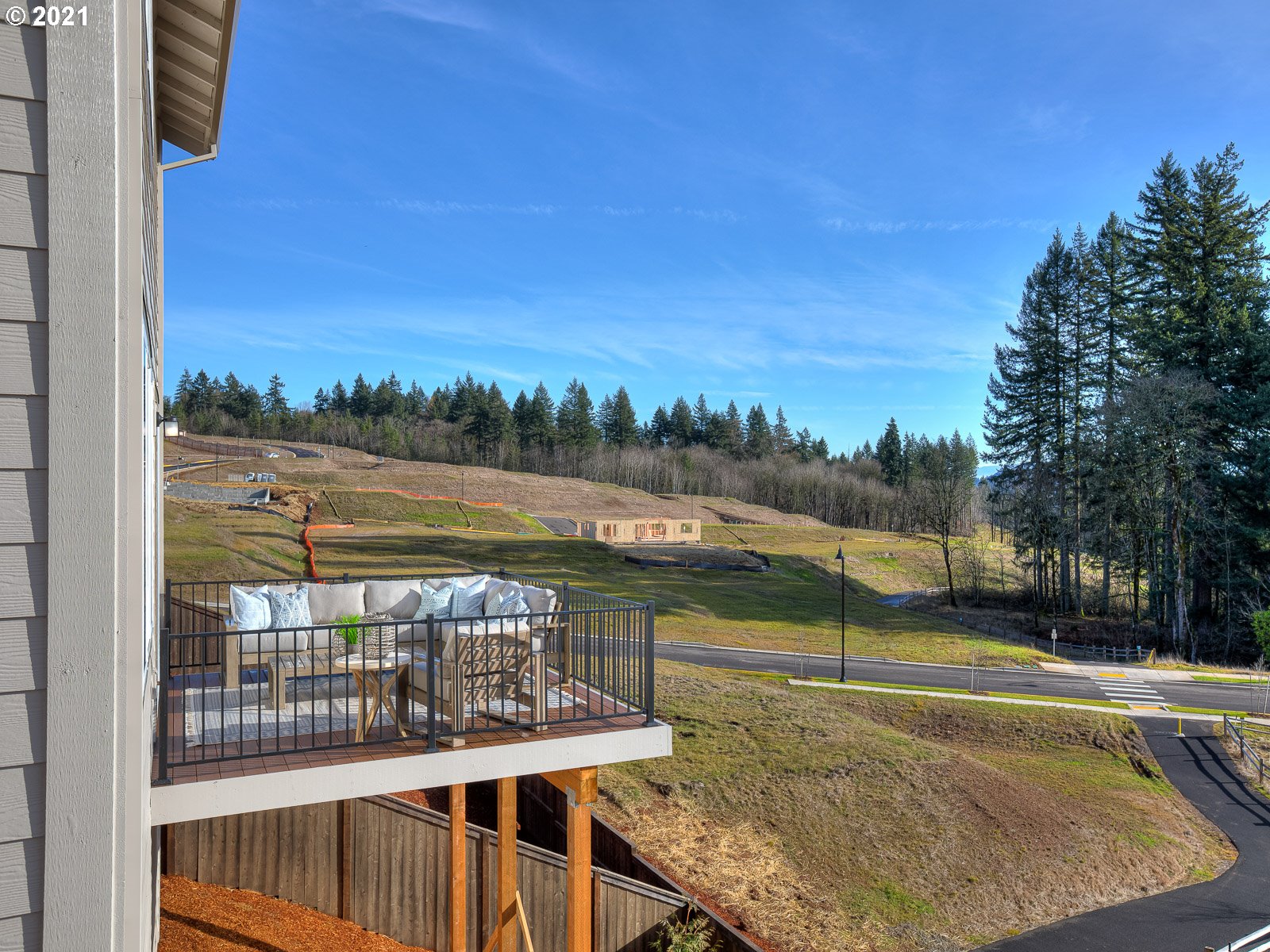 15114 Southeast Baden Powell Road Happy Valley, OR 97086 - Photo 4 of 20 Gallery Image 4