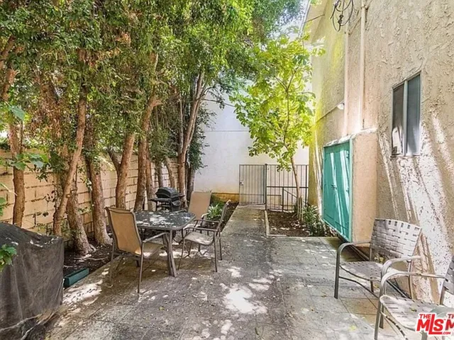 $2,699 | 1112 North Olive Drive, Unit F, West Hollywood, CA 90069