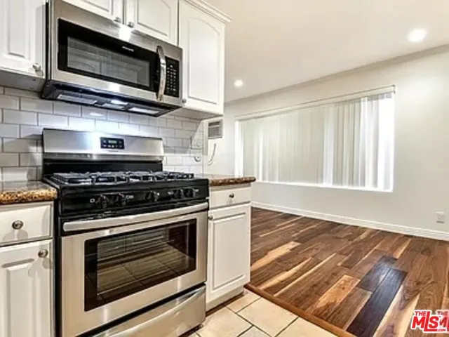 $2,699 | 1112 North Olive Drive, Unit F, West Hollywood, CA 90069