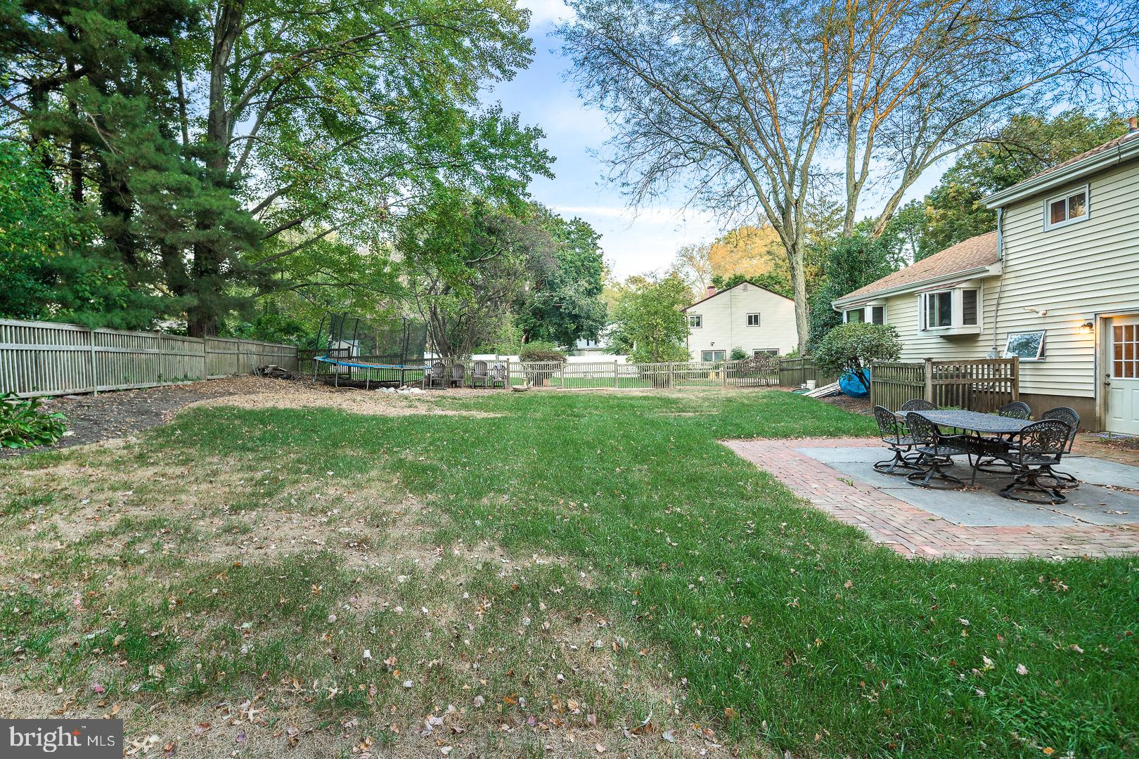 10 Bayberry Road Ewing, NJ 08618 - Photo 24 of 29 Large fenced rear yard.