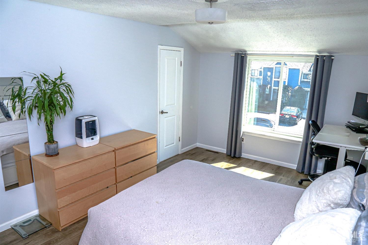5805 Hana Road Edison, NJ 08817 - Photo 26 of 33