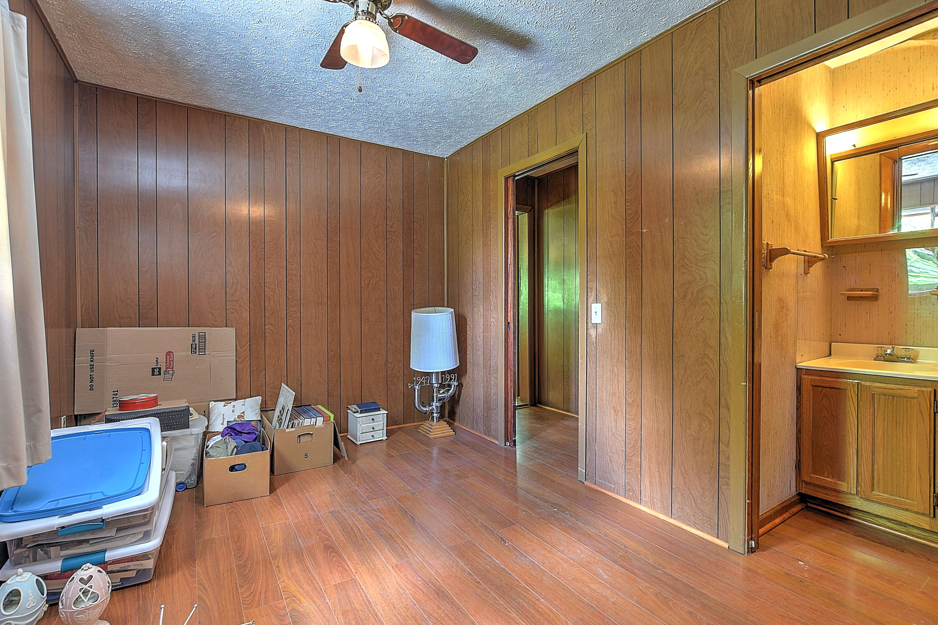 113 Keith Road Bristol, TN 37620 - Photo 15 of 34 113 Keith-9