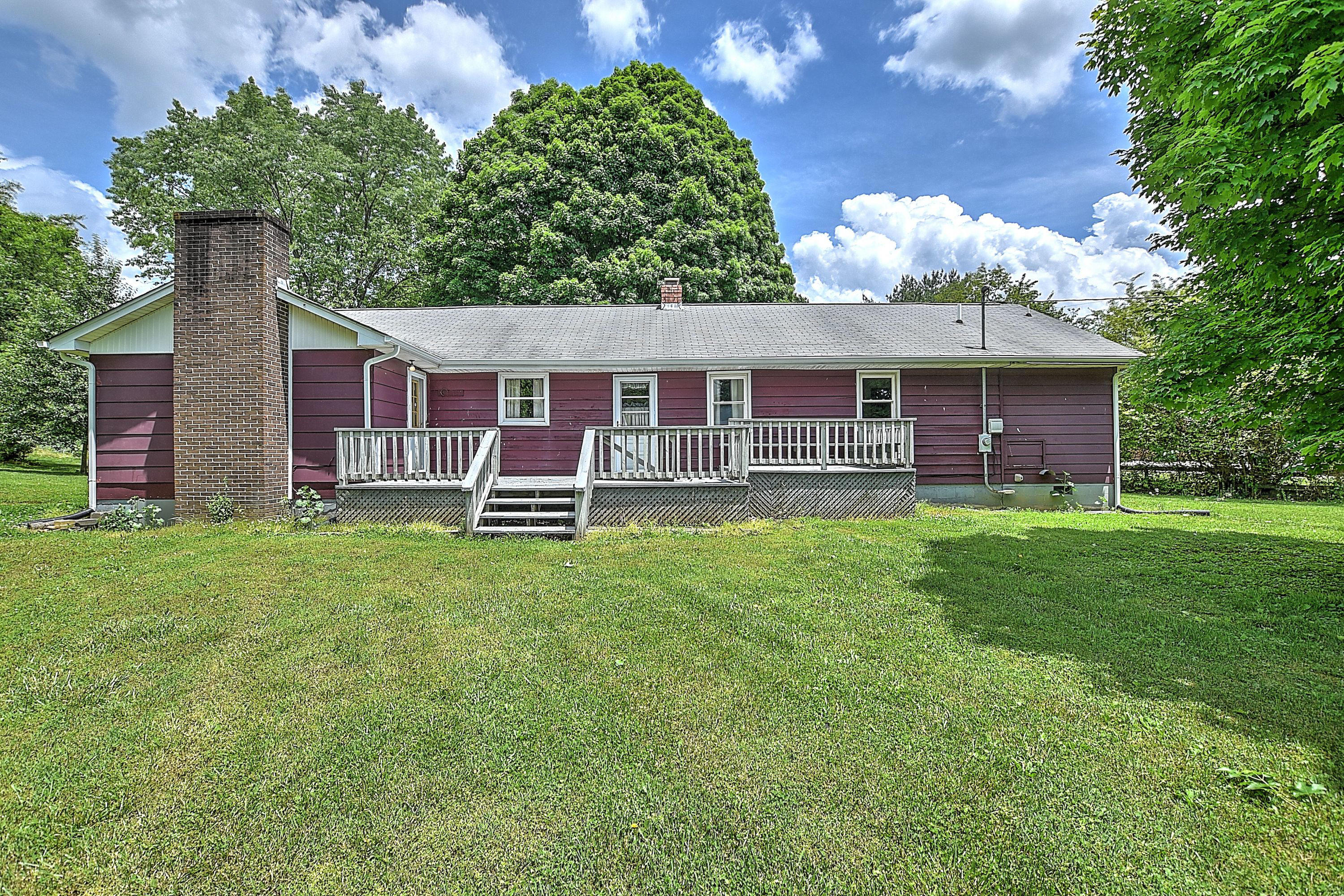 113 Keith Road Bristol, TN 37620 - Photo 3 of 34 113 Keith-31