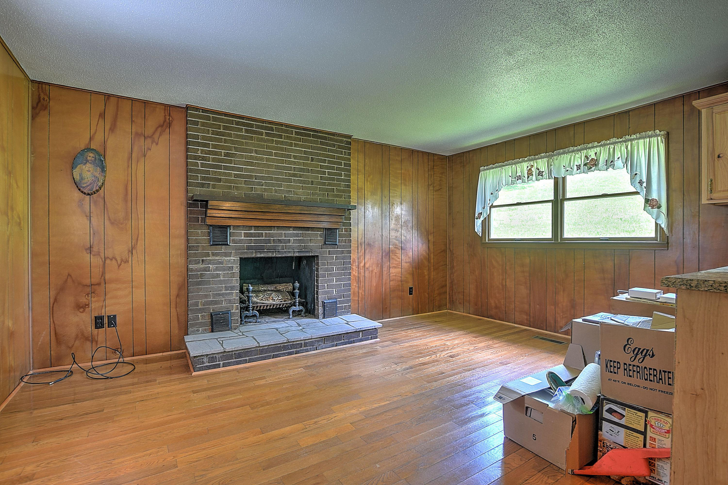 113 Keith Road Bristol, TN 37620 - Photo 8 of 34 113 Keith-2
