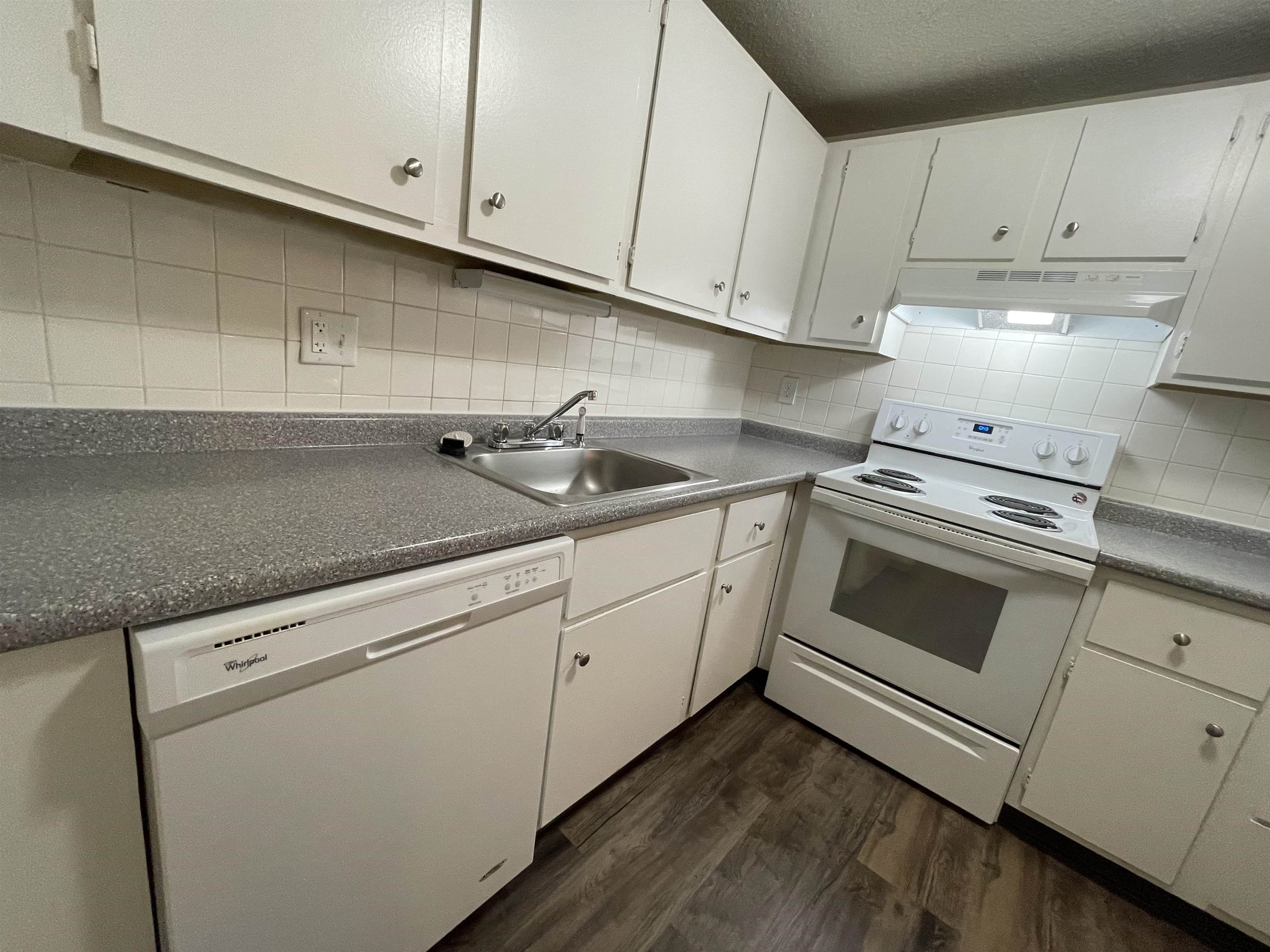 29 Capron Road, Unit 31 Milford, NH 03055 - Photo 7 of 38