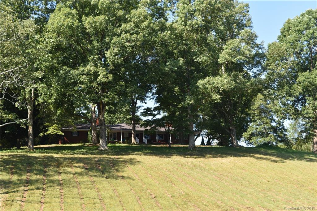 1000 Curve View Road Lincolnton, NC 28092 - Photo 1 of 40 Gallery Image 1