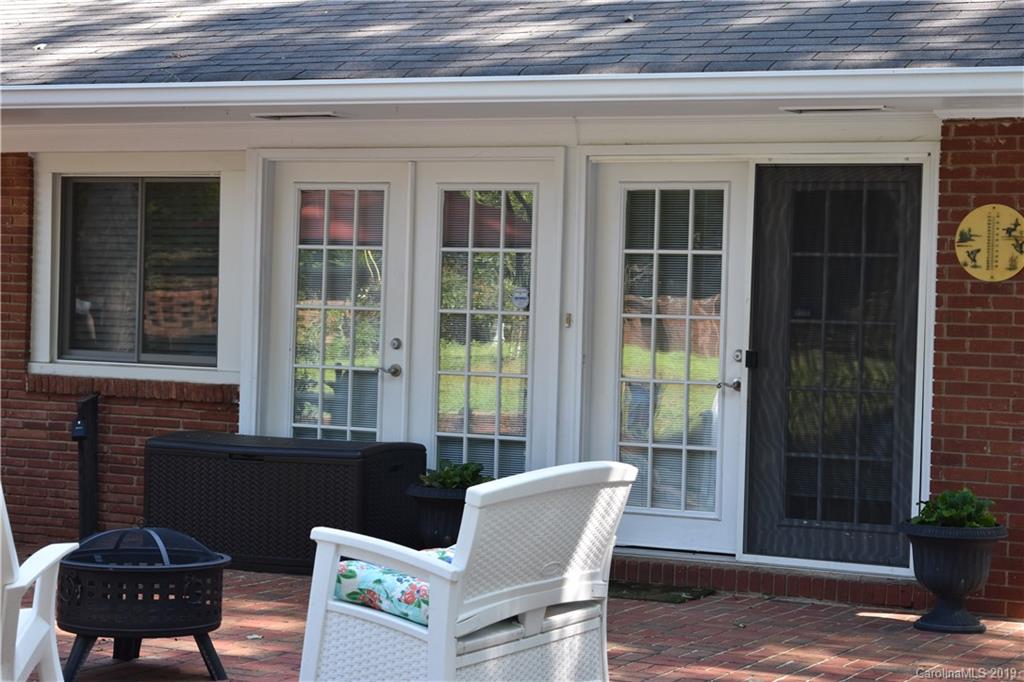 1000 Curve View Road Lincolnton, NC 28092 - Photo 17 of 40 Gallery Image 17