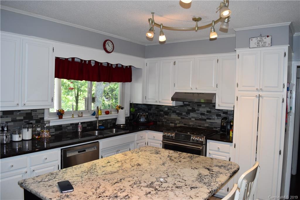 1000 Curve View Road Lincolnton, NC 28092 - Photo 23 of 40 Gallery Image 23