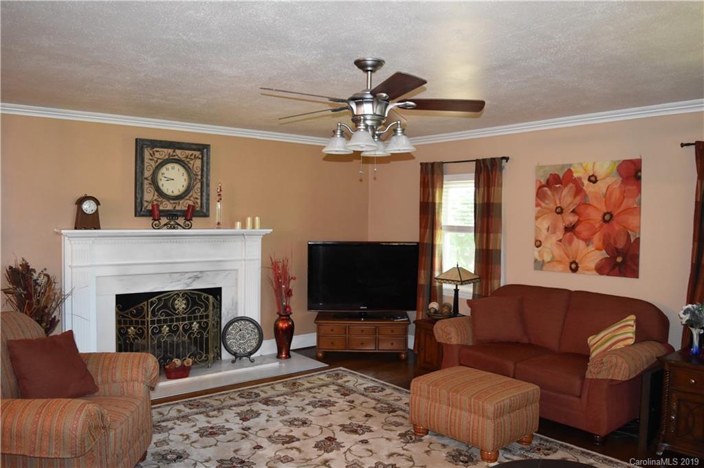 1000 Curve View Road Lincolnton, NC 28092 - Photo 27 of 40 Gallery Image 27