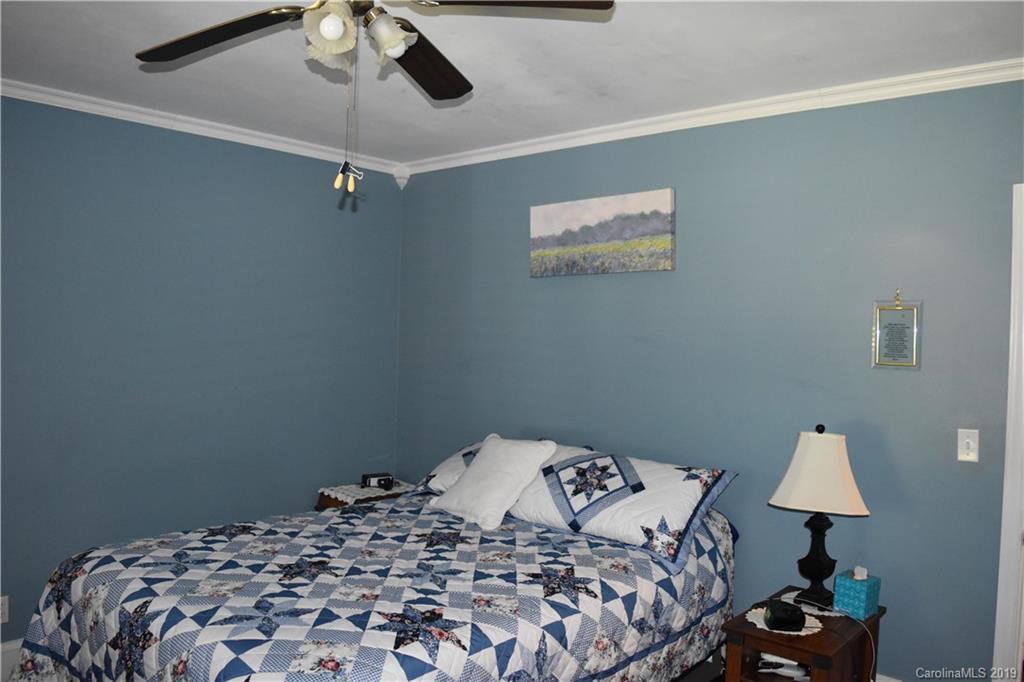 1000 Curve View Road Lincolnton, NC 28092 - Photo 35 of 40 Gallery Image 35