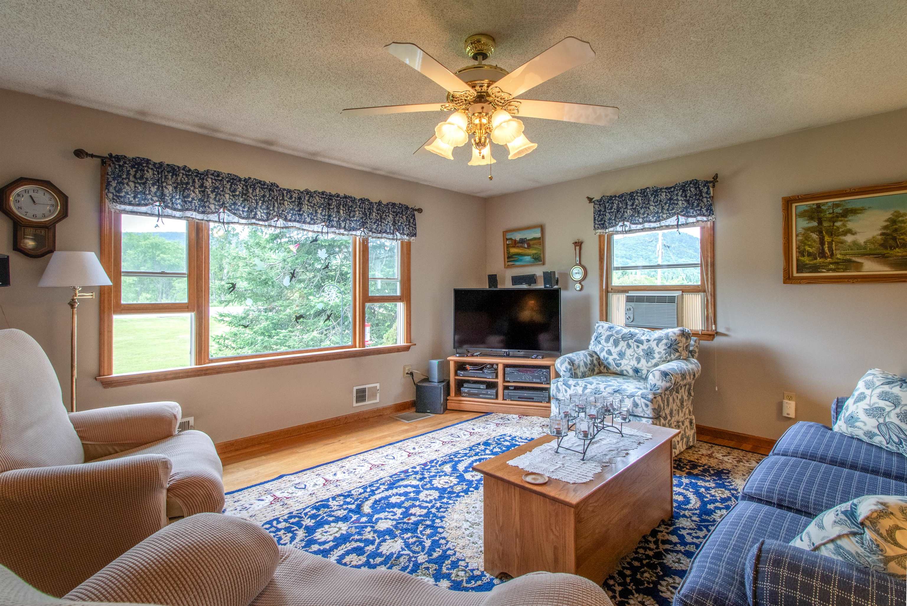 2291 Island Pond Road Newark, VT 05837 - Photo 13 of 34 Gallery Image 13