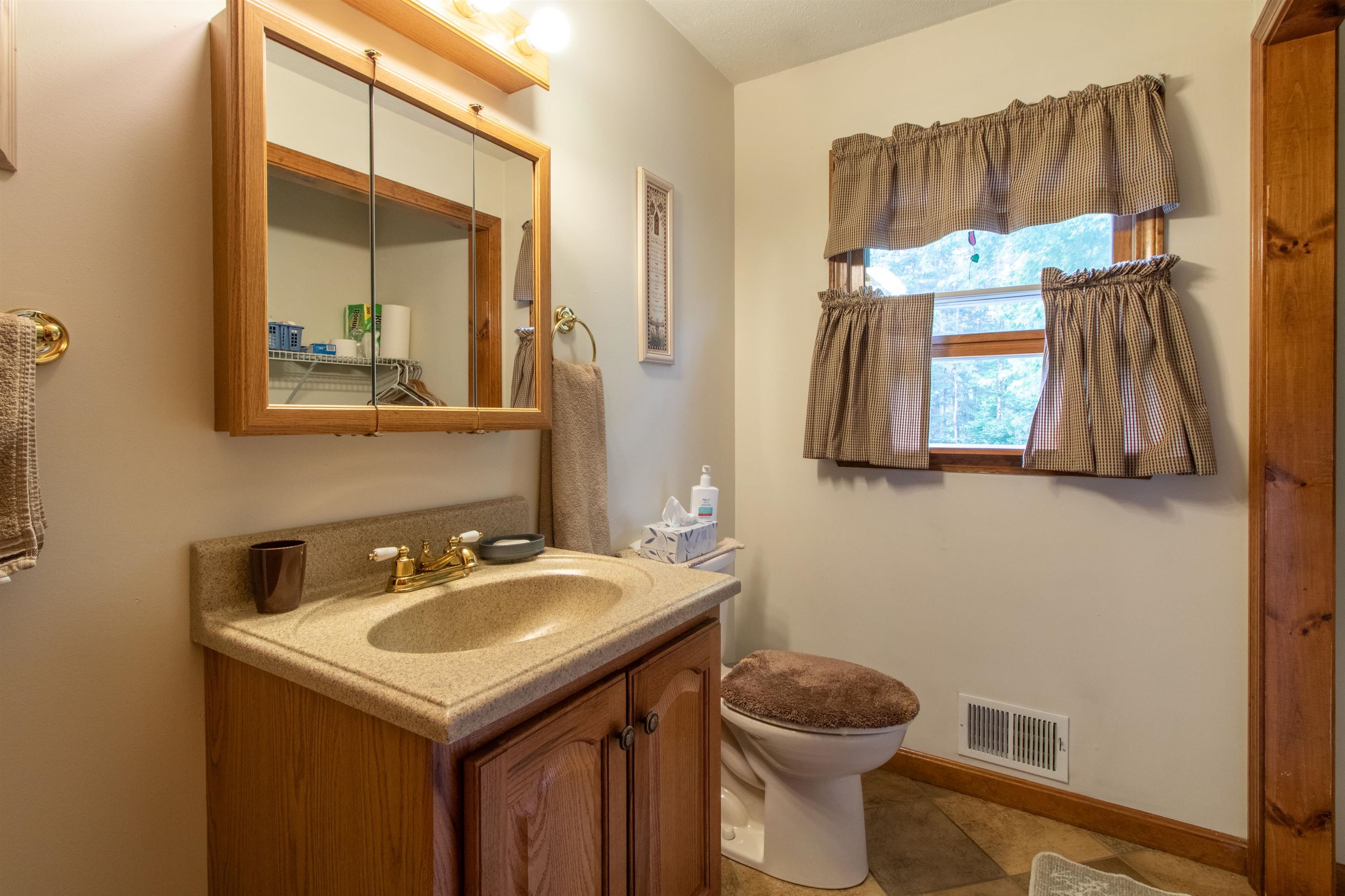2291 Island Pond Road Newark, VT 05837 - Photo 10 of 34 Gallery Image 10